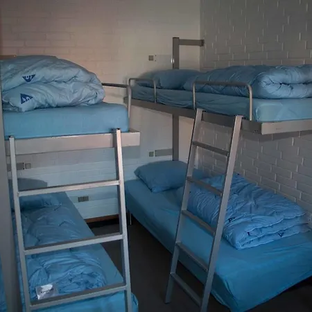 Vandrarhem Danhostel *