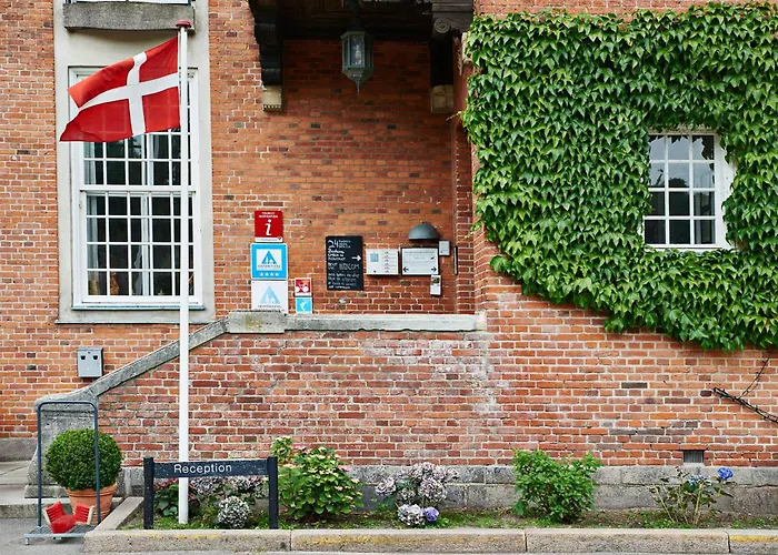 Danhostel Хостел Хельсингер